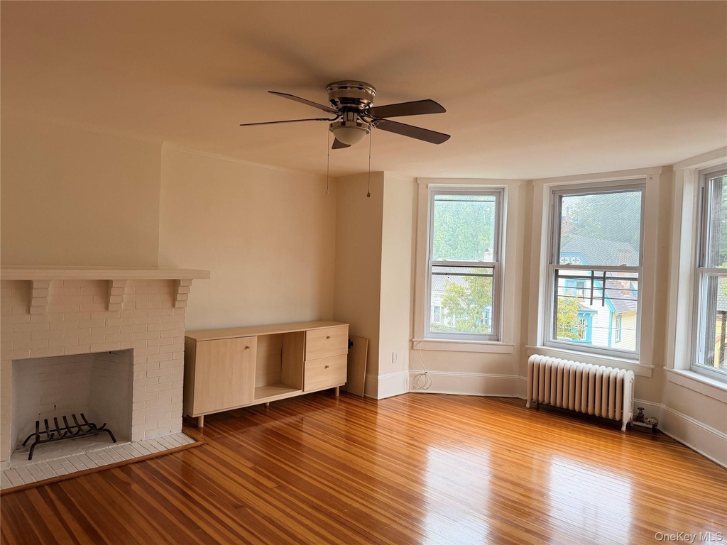 172 Grand Street - Photo 10