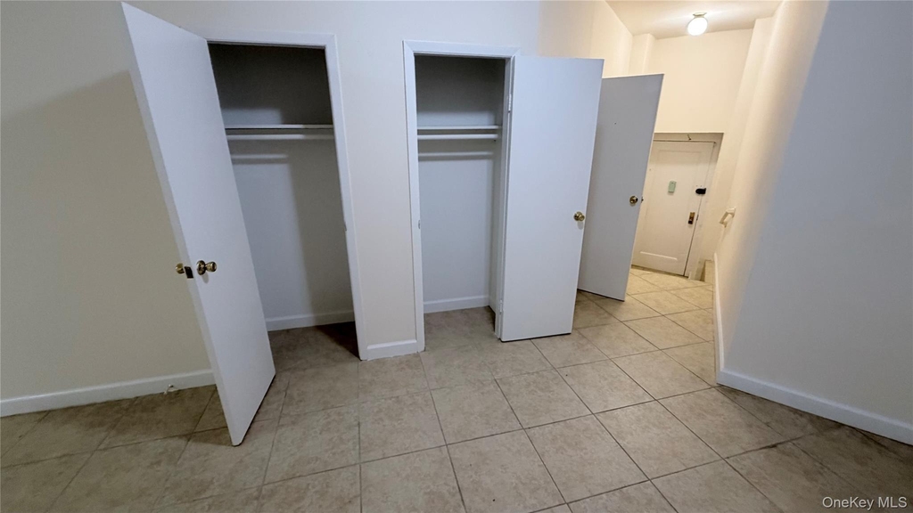 89-20 55th Avenue - Photo 4