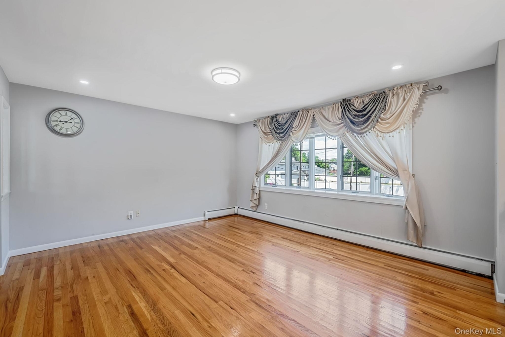 309 Sunrise Drive - Photo 13