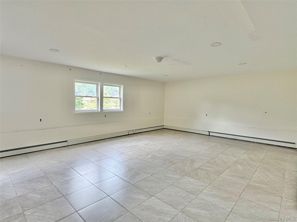 42 Merriewold Lane N - Photo 14