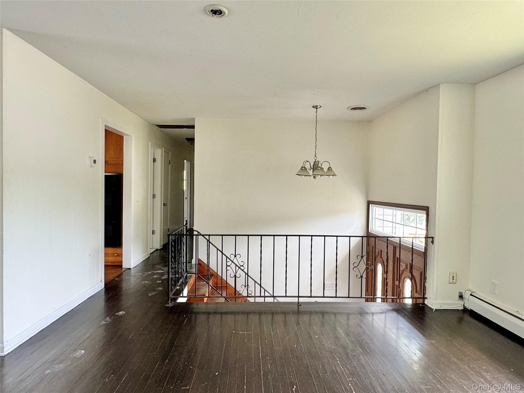 42 Merriewold Lane N - Photo 2