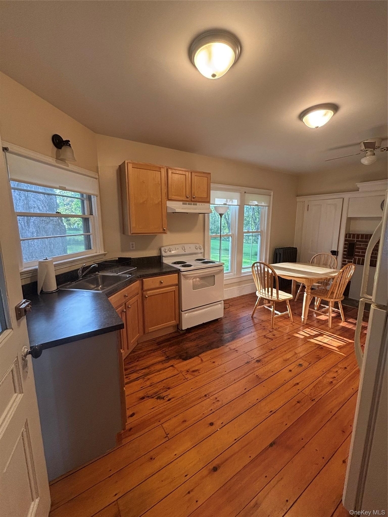 530 Wheeler Road - Photo 0