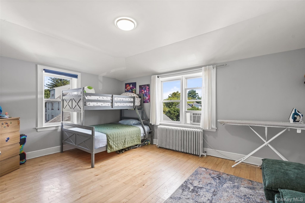 321 Olivia Street - Photo 10