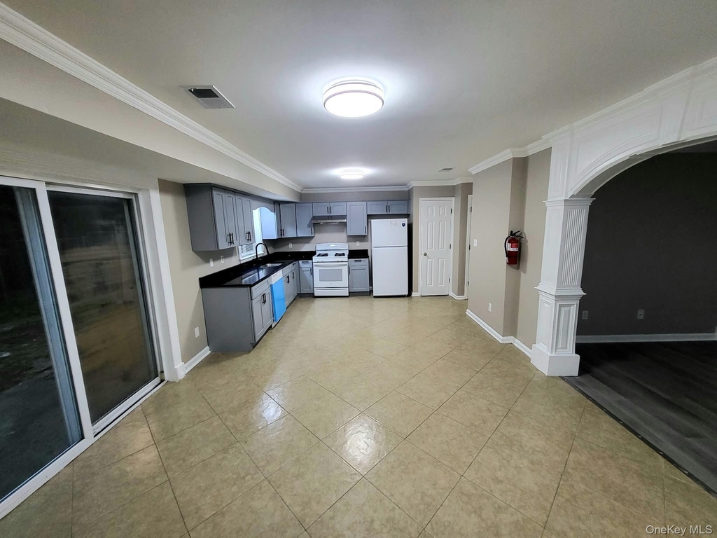17 Blanchard Street - Photo 3