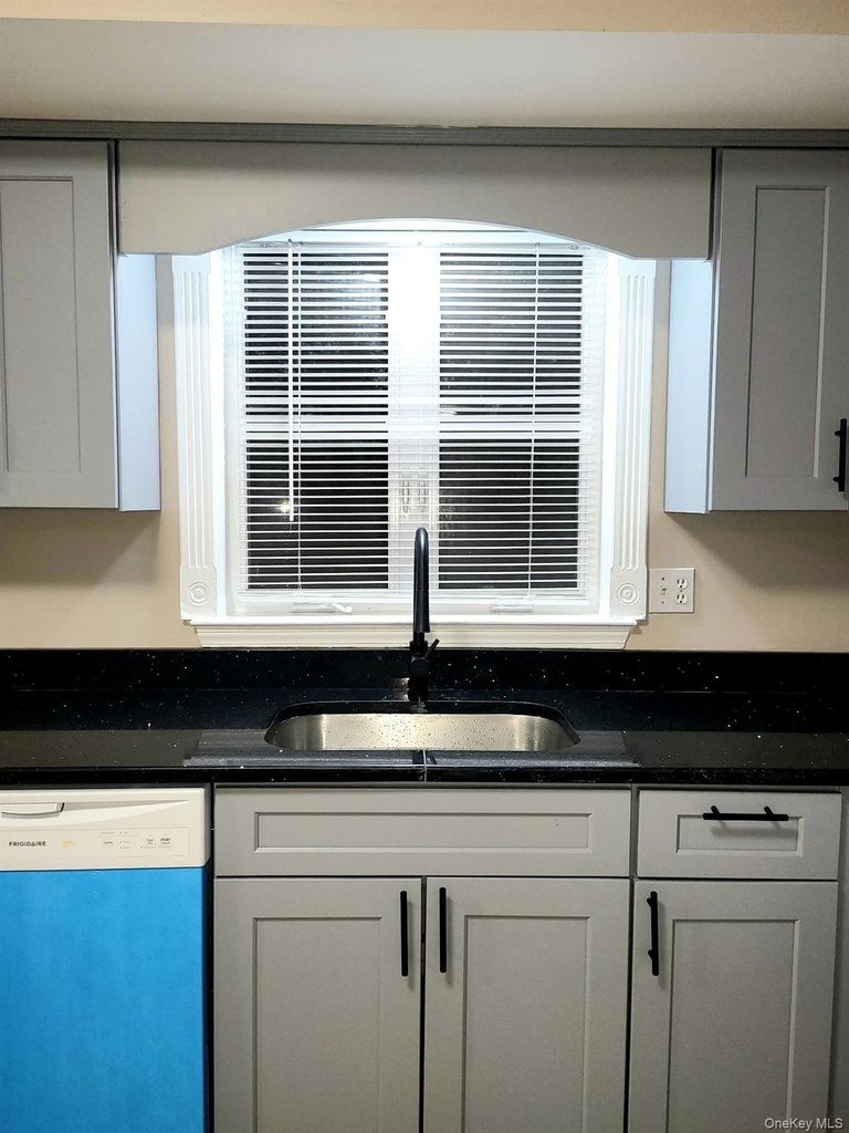 17 Blanchard Street - Photo 1