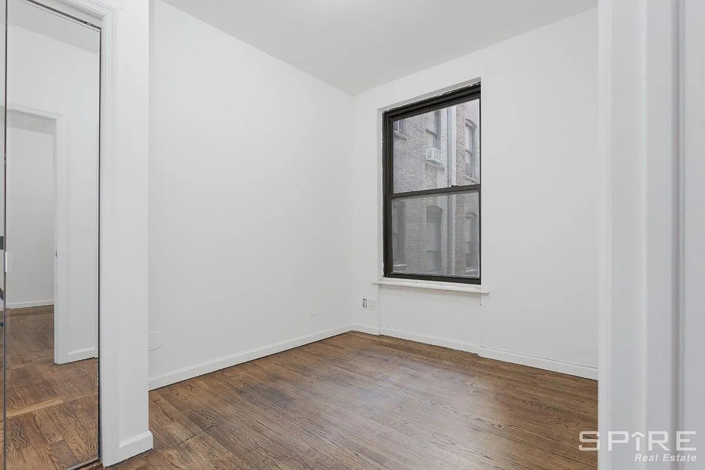 188 Claremont Avenue - Photo 3