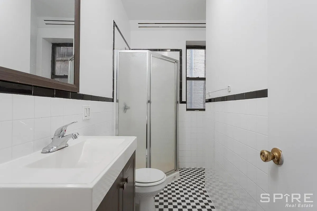 188 Claremont Avenue - Photo 9