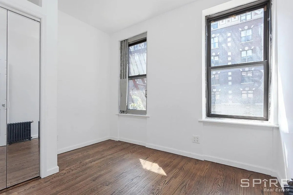 188 Claremont Avenue - Photo 2