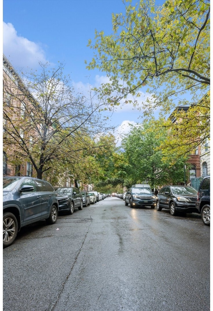 138 W 136th Street - Photo 7