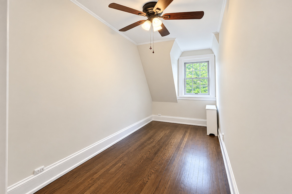 172 Burns Street - Photo 11
