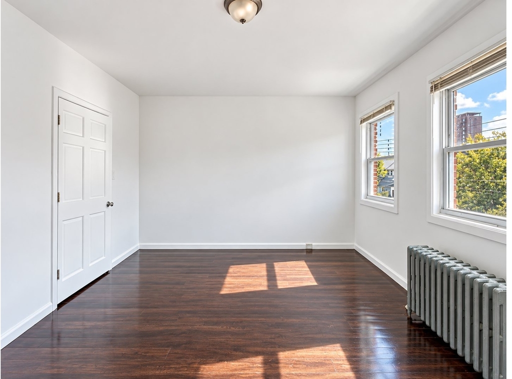 143-27 95th Avenue - Photo 1
