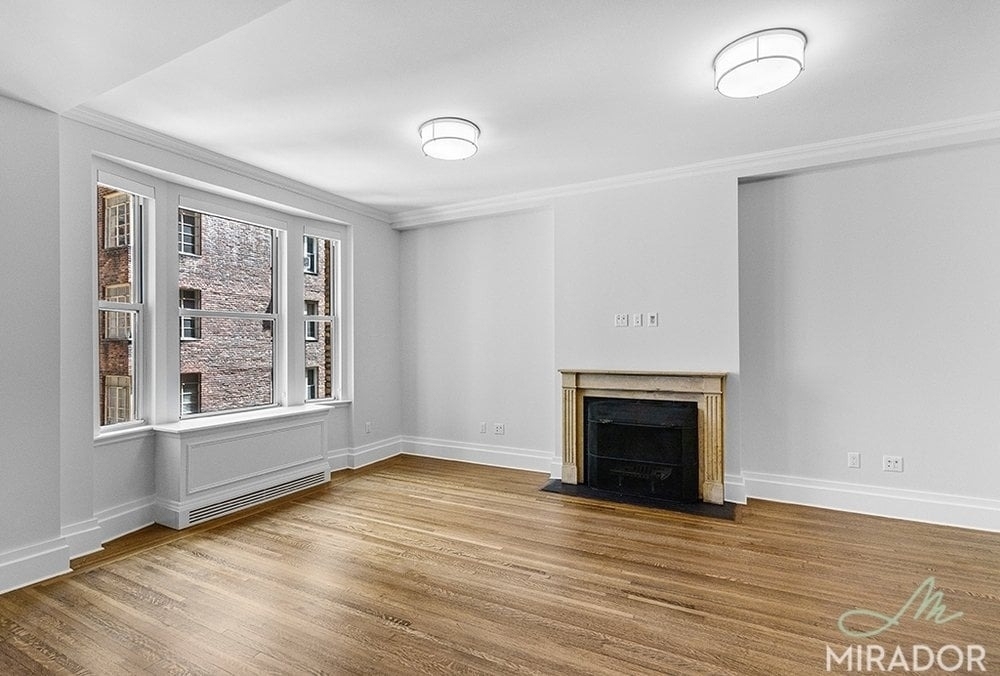 103 E 86th Street - Photo 0