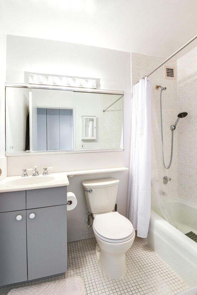 301 E 79th Street - Photo 7