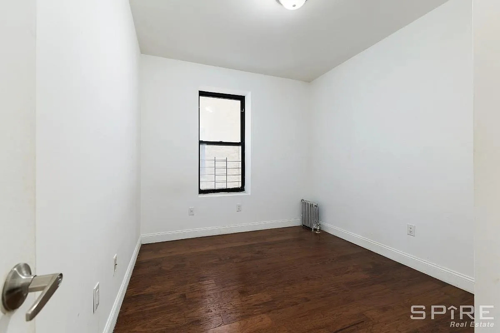 188 Claremont Avenue - Photo 8