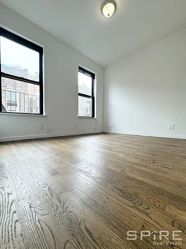 188 Claremont Avenue - Photo 3