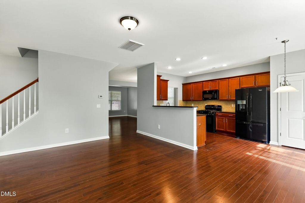 614 Rose Laurel Court - Photo 10