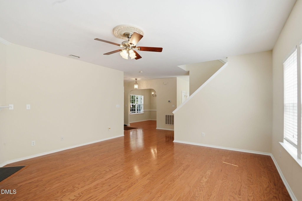 205 Trolley Car Way - Photo 6