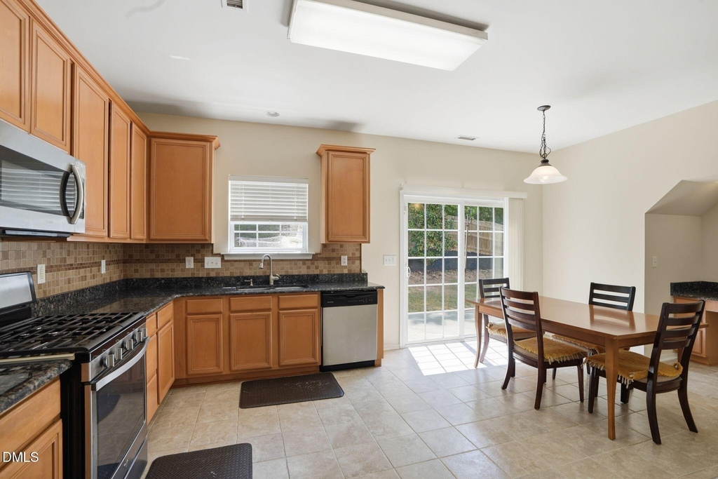 205 Trolley Car Way - Photo 12