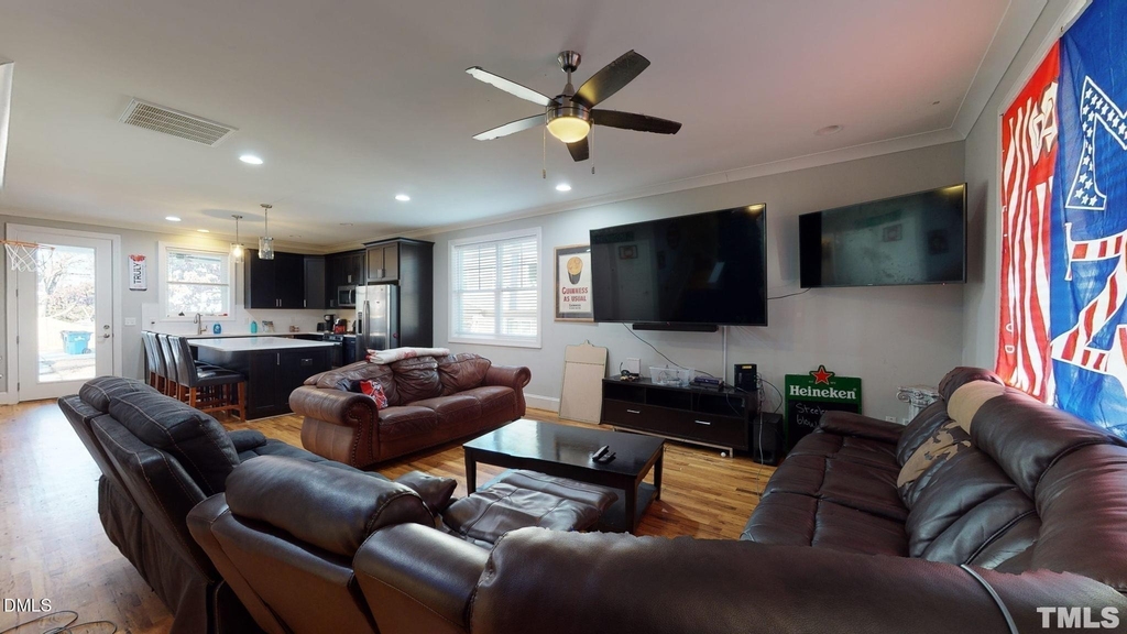 5301 Western Boulevard - Photo 10