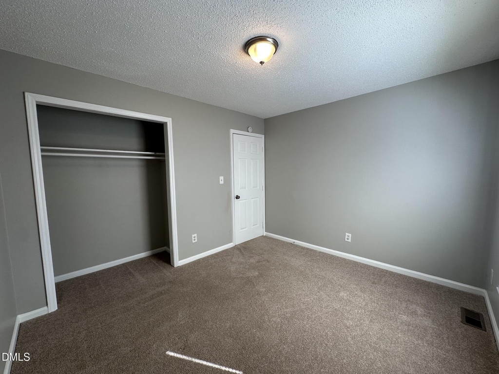 4812 Hoyle Drive - Photo 7