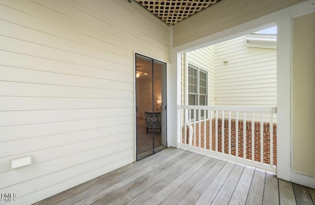 225 Waterford Lake Drive - Photo 20