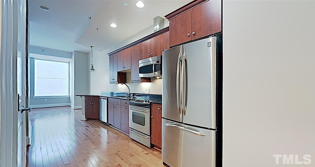 400 W North Street - Photo 4
