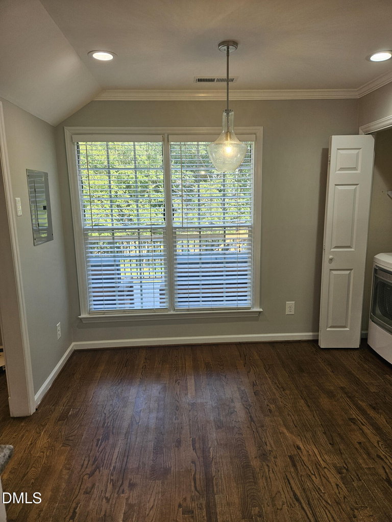 2132 Bellaire Avenue - Photo 14