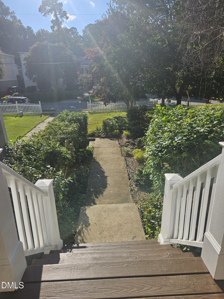 2132 Bellaire Avenue - Photo 3