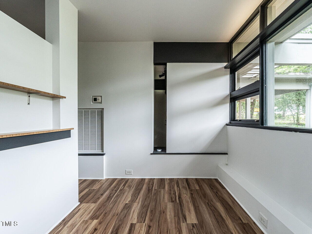 511 Transylvania Avenue - Photo 7