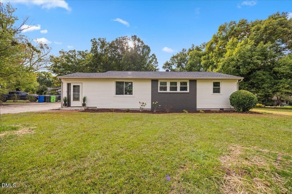 3437 Apache Drive - Photo 4