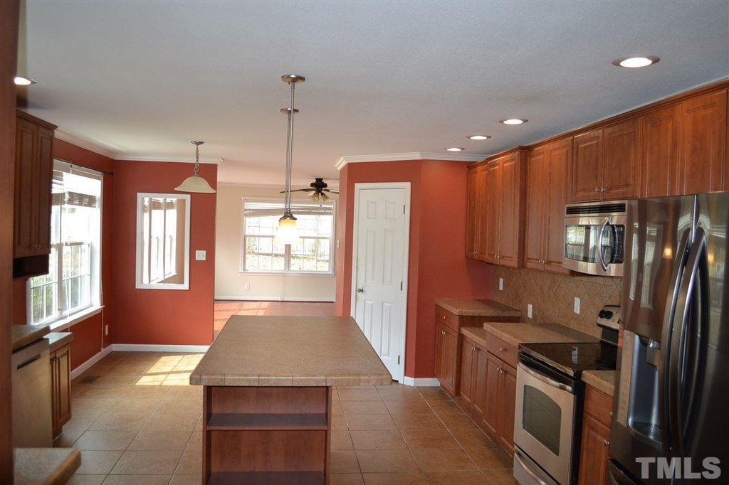 1182 Fairlane Road - Photo 4