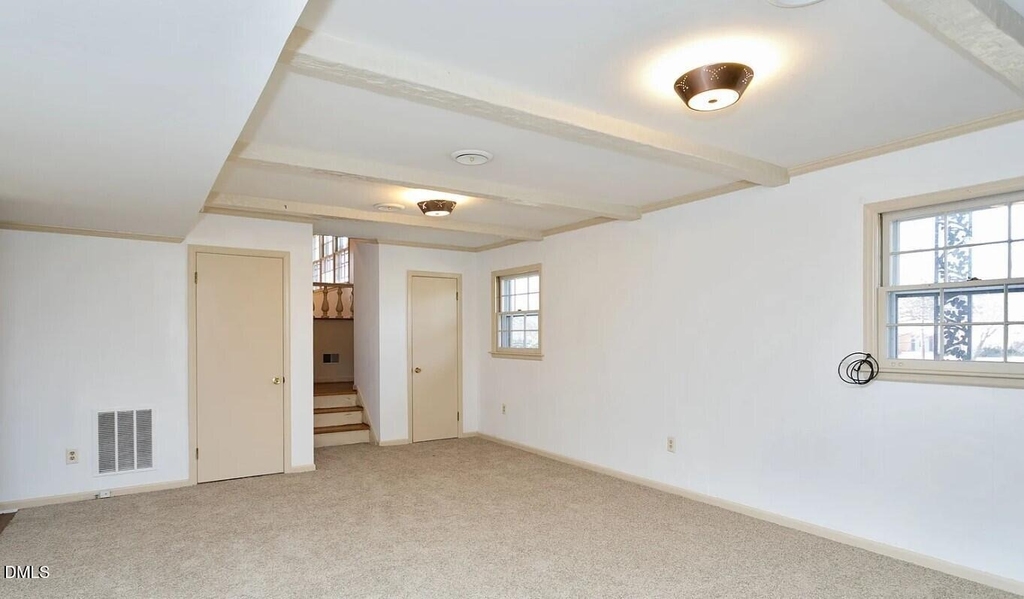 1007 Vandora Springs Road - Photo 2
