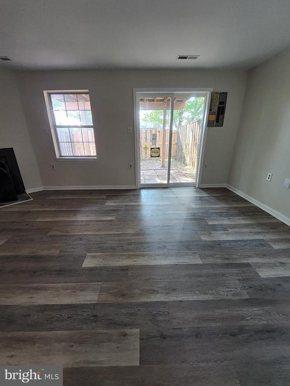 10806 Stone Hill Lane - Photo 12