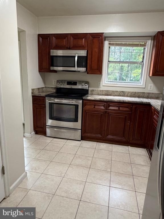 13110 Newgate Road - Photo 3