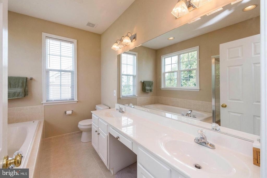 8913 Yellowleg Court - Photo 27