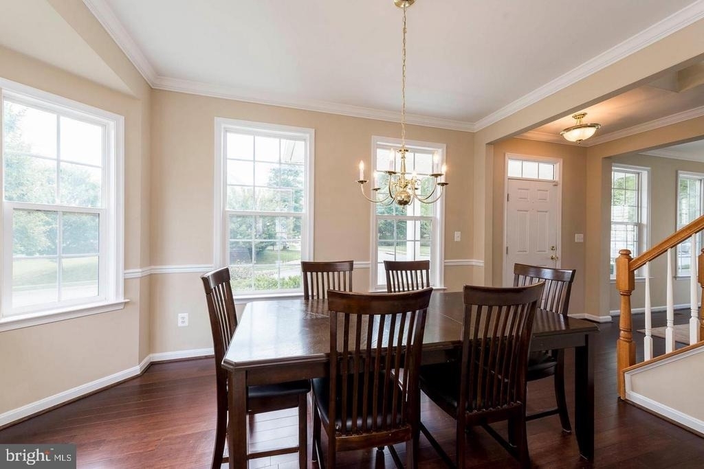 8913 Yellowleg Court - Photo 4