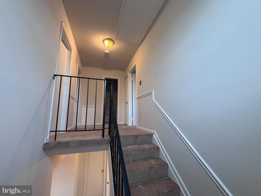 961 Holborn Court - Photo 10