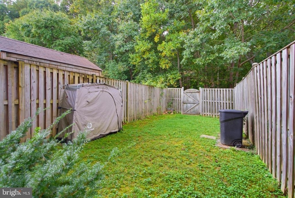 8284 Crestmont Circle - Photo 32