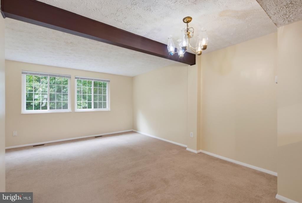 8284 Crestmont Circle - Photo 10