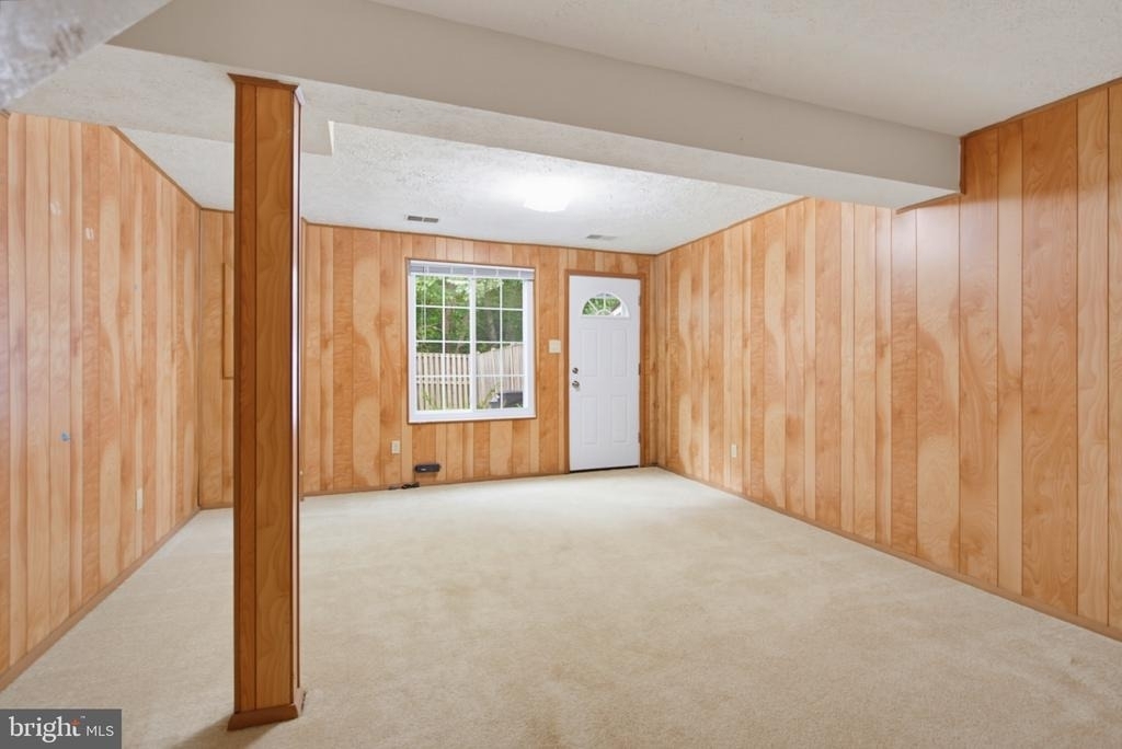 8284 Crestmont Circle - Photo 28