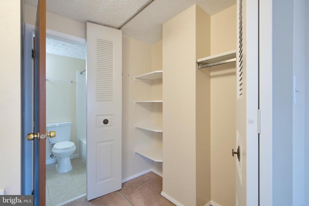 8284 Crestmont Circle - Photo 16