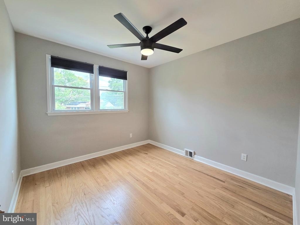 5311 Montgomery Street - Photo 12