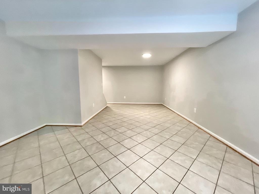 7925 Forest Path Way - Photo 22