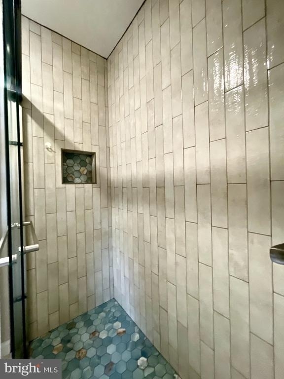 7925 Forest Path Way - Photo 19