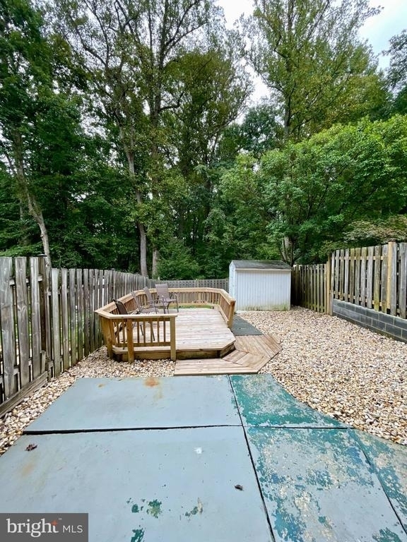 7925 Forest Path Way - Photo 24