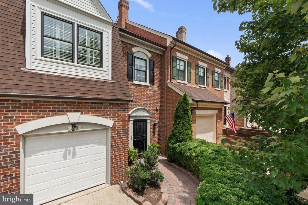 6312 Chaucer View Circle - Photo 1