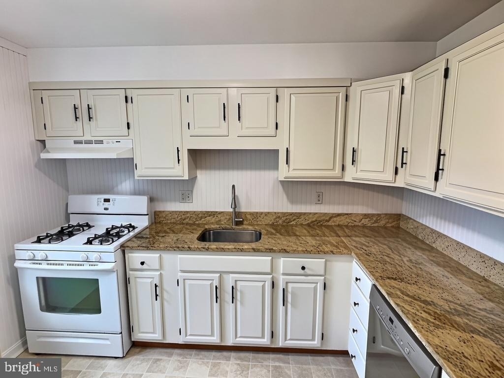 6624 E Wakefield Drive - Photo 14
