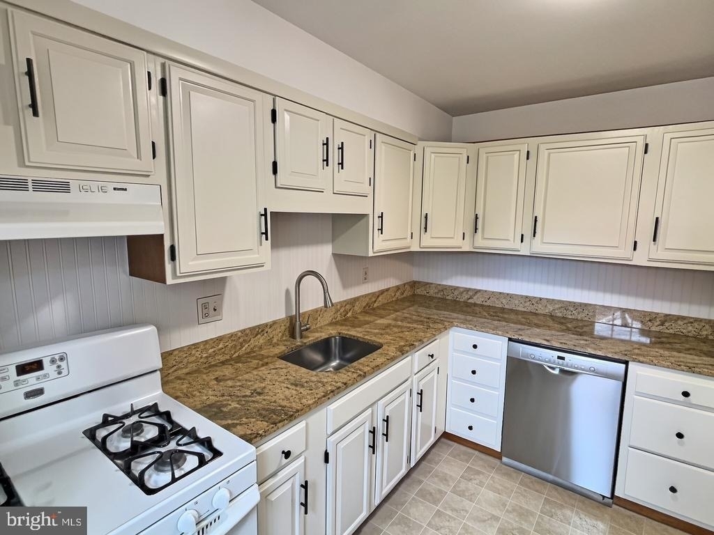 6624 E Wakefield Drive - Photo 19