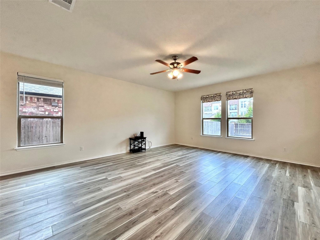 17106 Gibbons Path - Photo 7