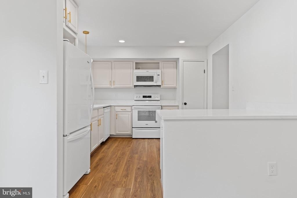 10072 Apple Wood Court - Photo 14